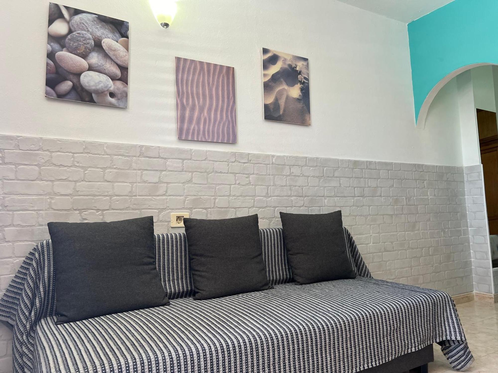 Estudio Zapbox Famara Luaran gambar